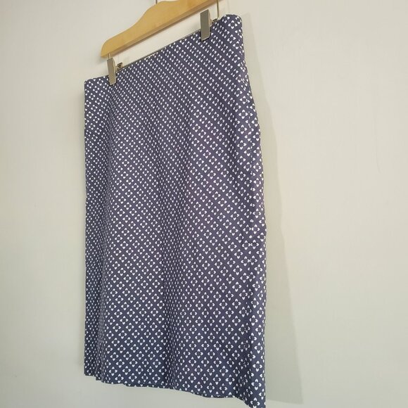 AJ Andrea Jovine Women's Pencil Skirt 4 Navy Blue Floral Business Casual - Picture 5 of 10